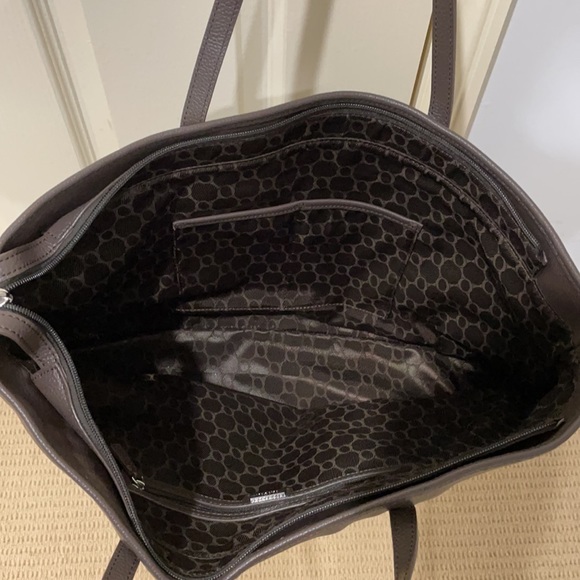 brown leather oroton handbag - Picture 3 of 8